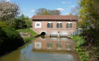 Gebäude des historischen Schöpfwerks in Bad Freienwalde